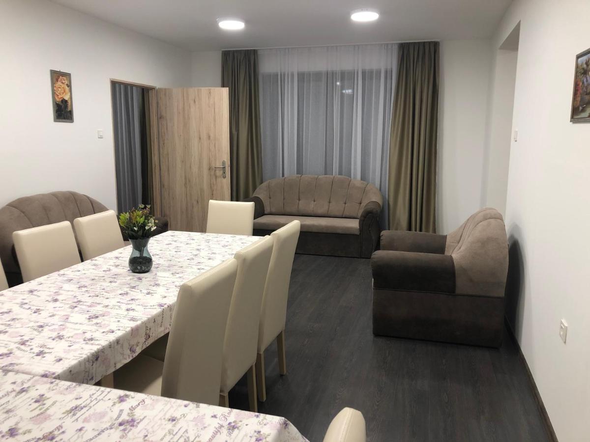 Lukacs Vendeghaz Hotell Erdohorvati Eksteriør bilde
